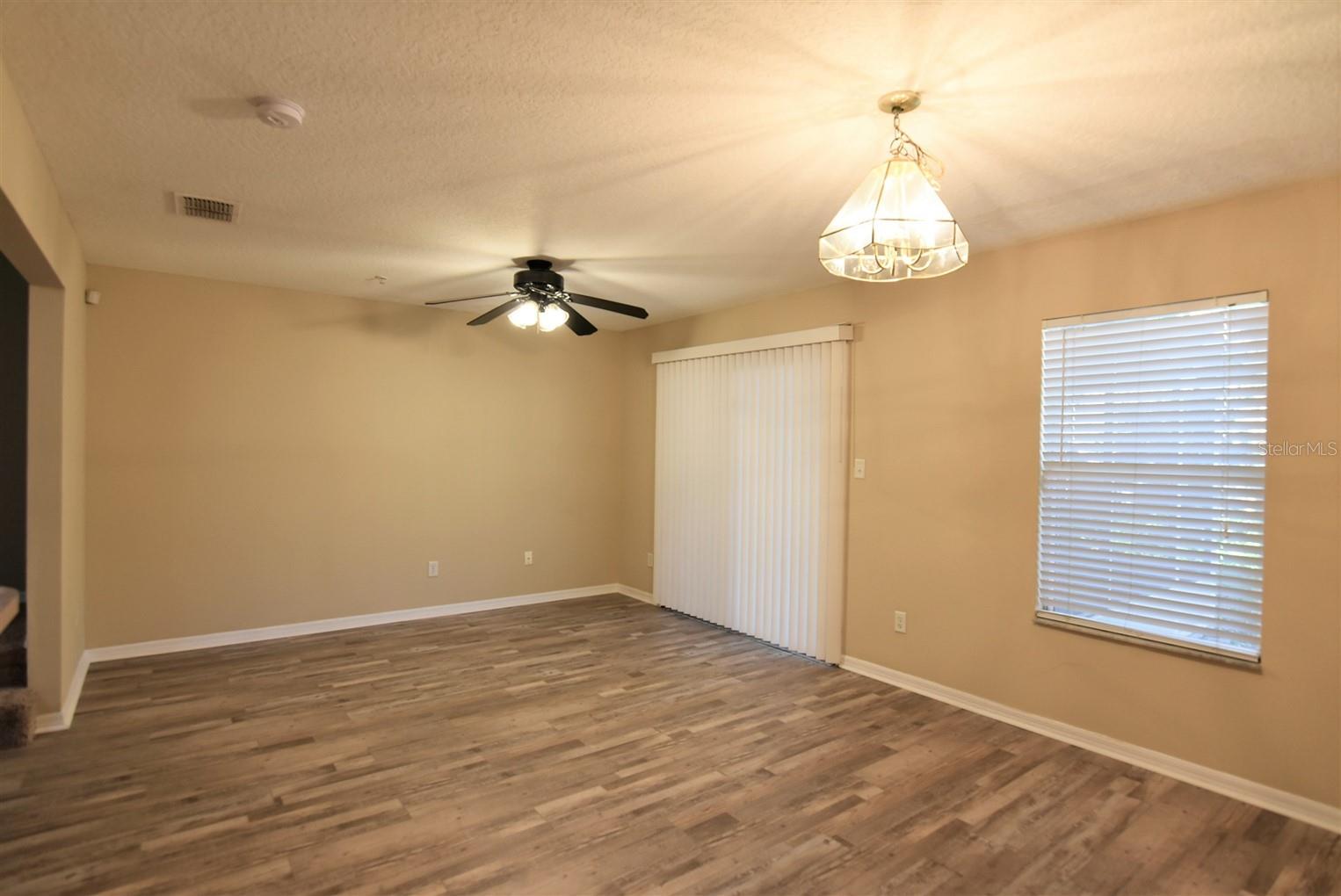 1066 DOLPHIN DR, WINTER GARDEN, FL, 34787