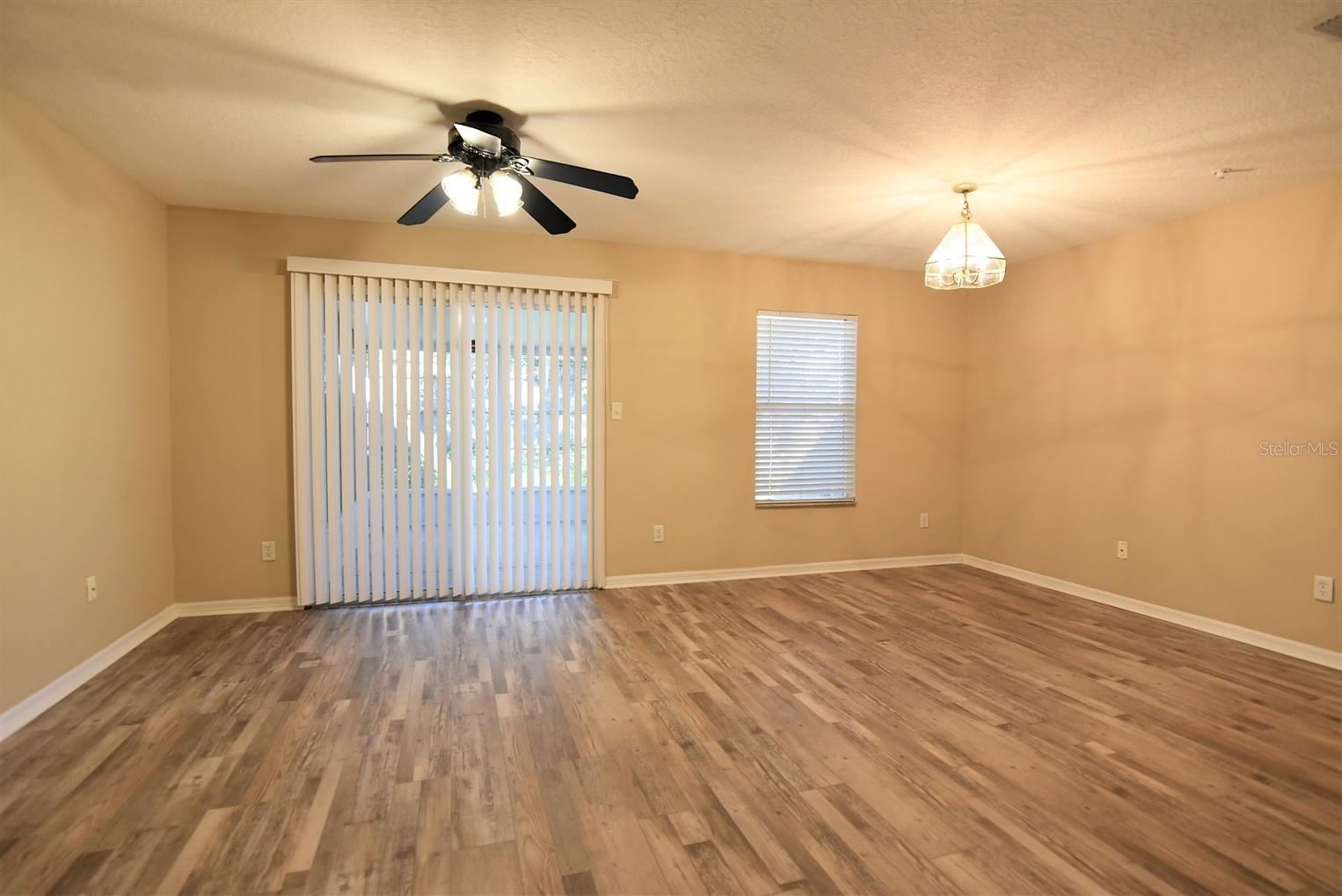 1066 DOLPHIN DR, WINTER GARDEN, FL, 34787