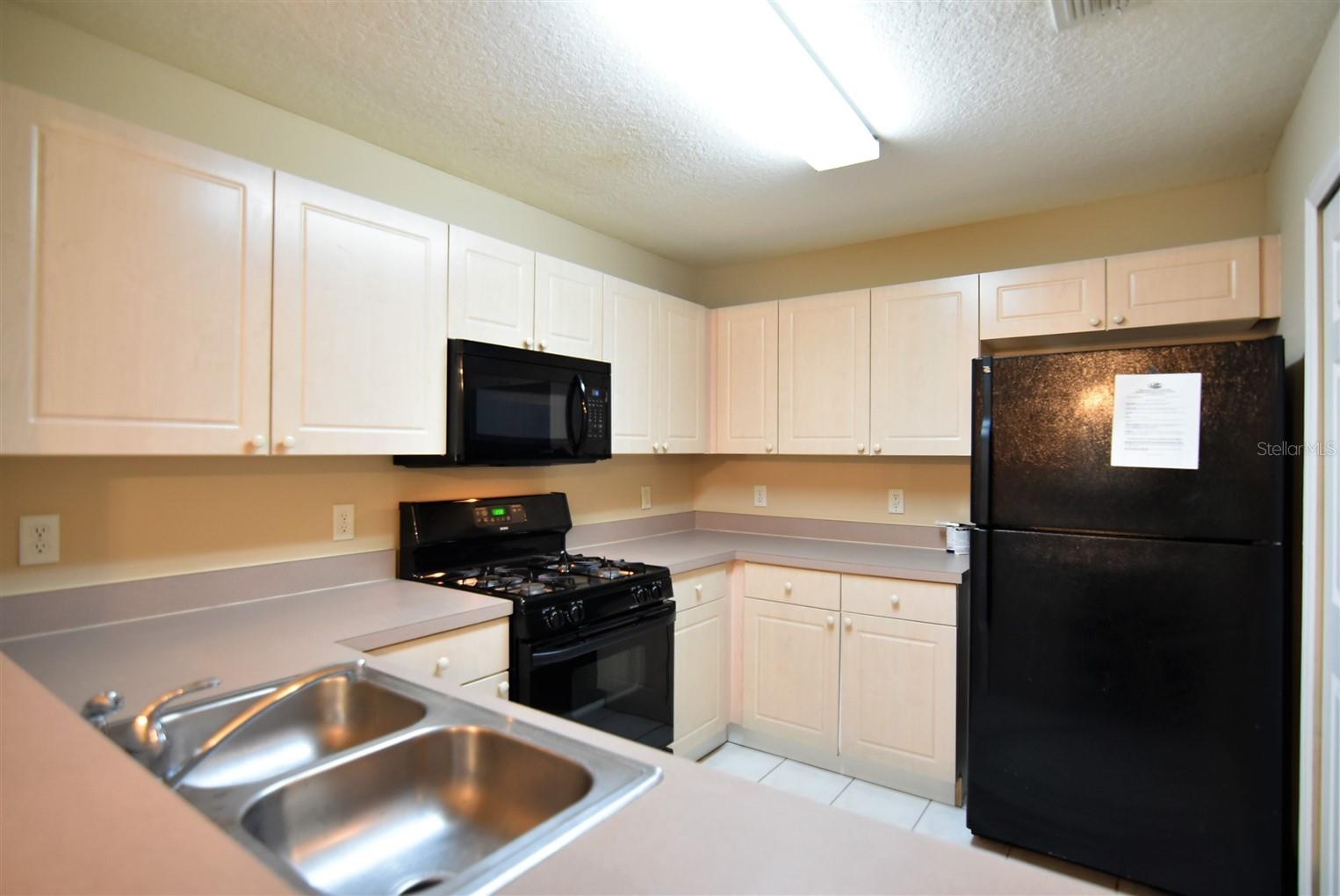 1066 DOLPHIN DR, WINTER GARDEN, FL, 34787