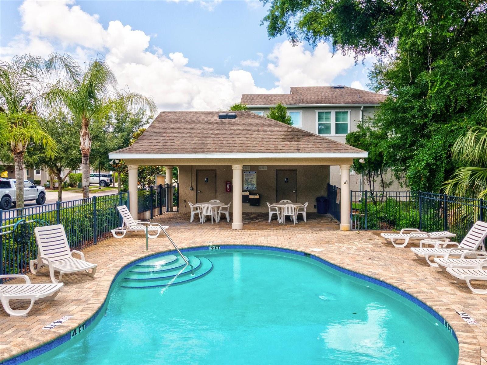7105 PARK TREE DR, TAMPA, FL, 33625
