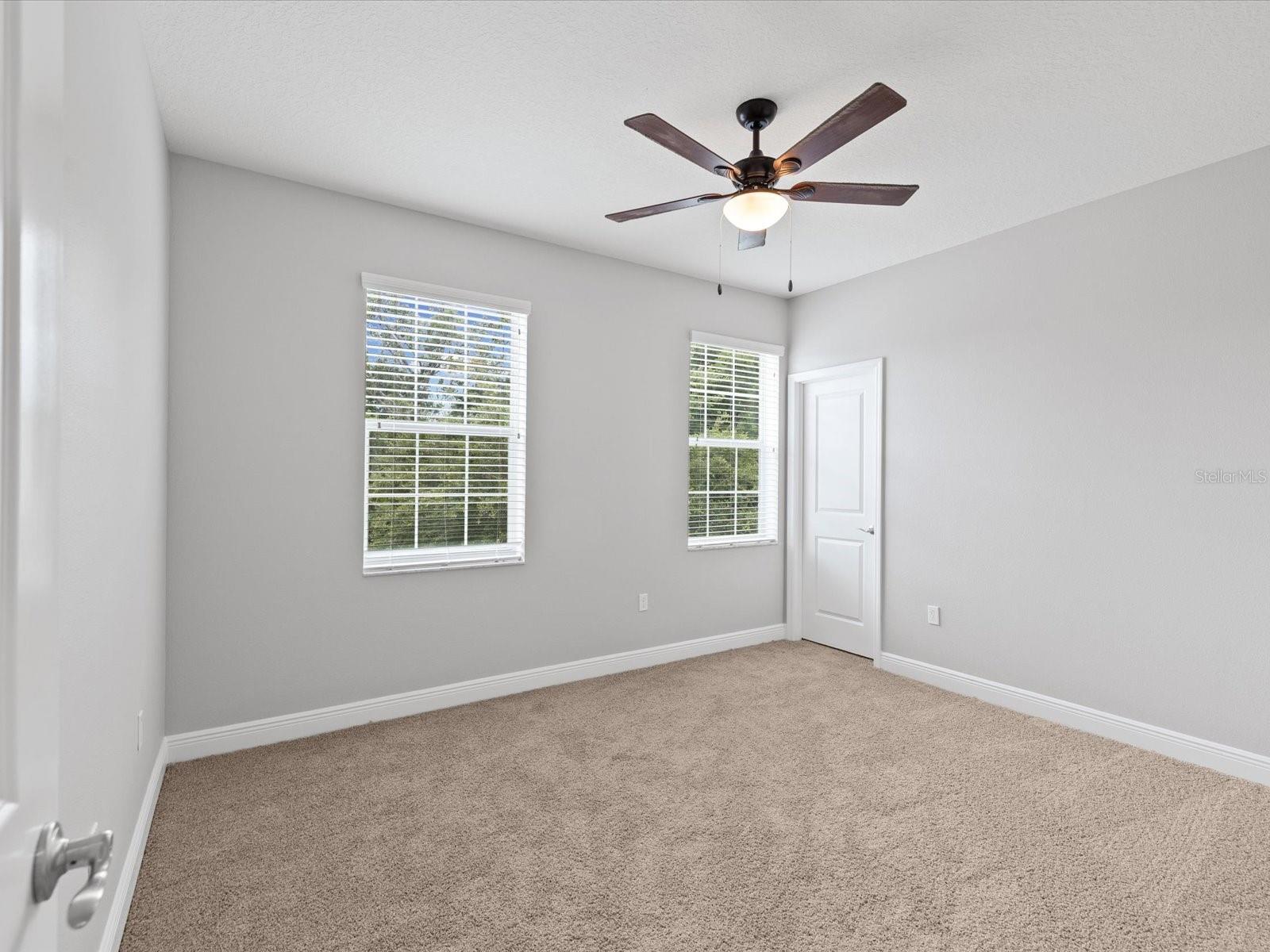 7105 PARK TREE DR, TAMPA, FL, 33625