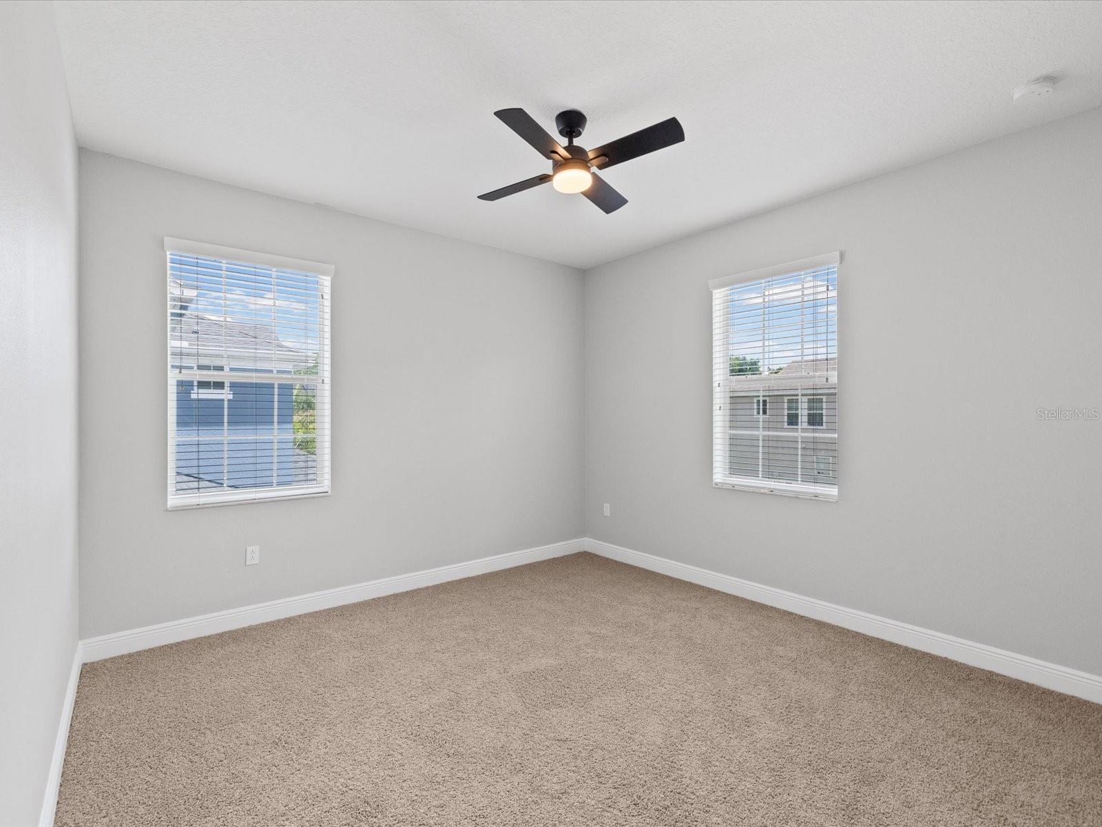 7105 PARK TREE DR, TAMPA, FL, 33625