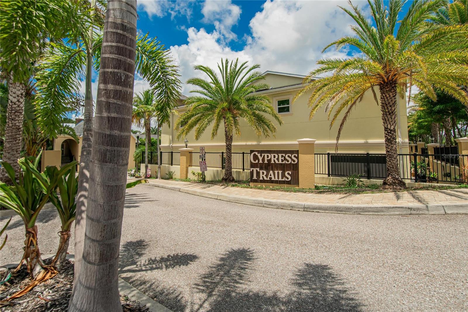 750 GRAND CYPRESS LN, TARPON SPRINGS, FL, 34689