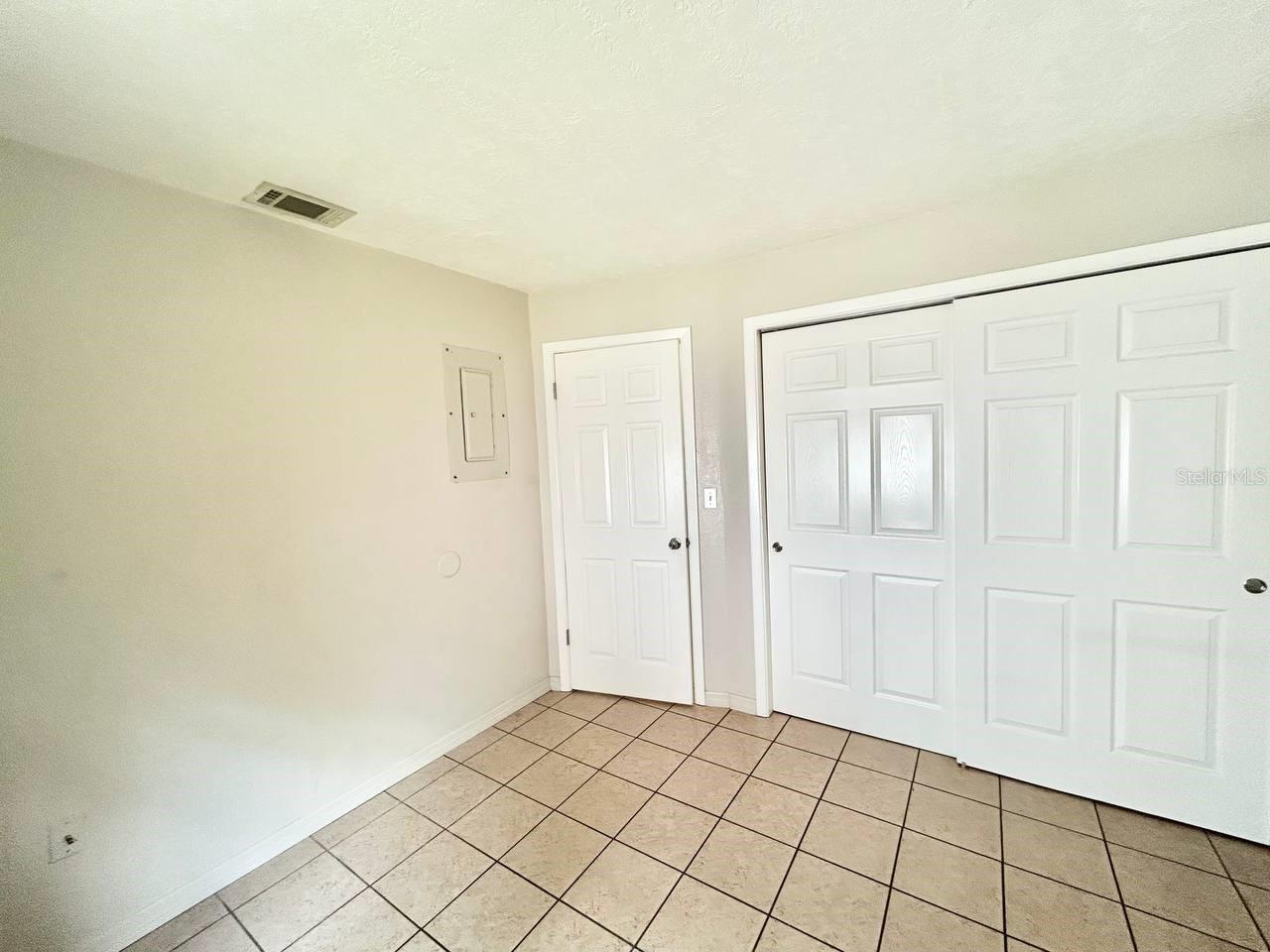 5800 MONTANA AVE, NEW PORT RICHEY, FL, 34652