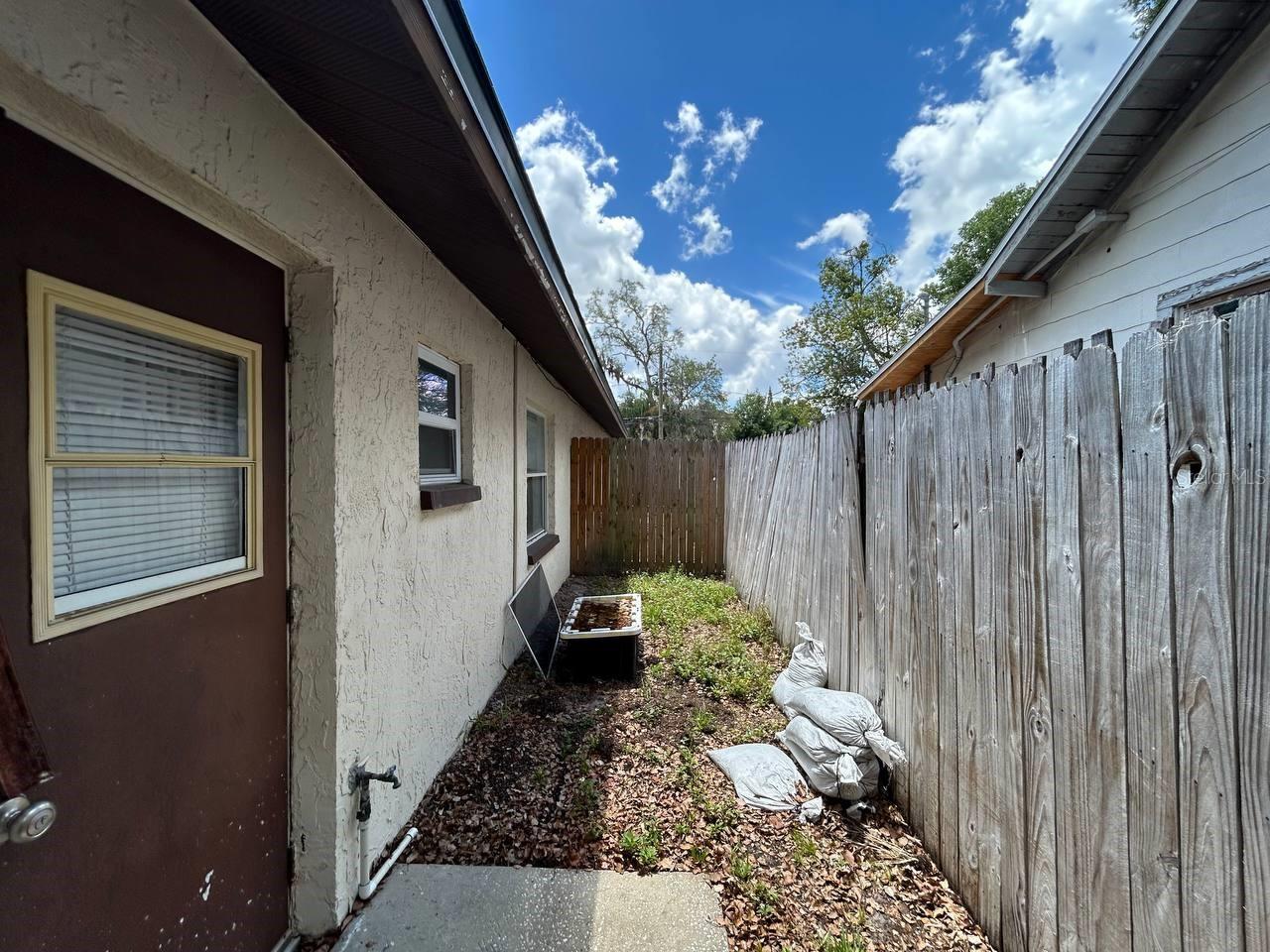 5800 MONTANA AVE, NEW PORT RICHEY, FL, 34652