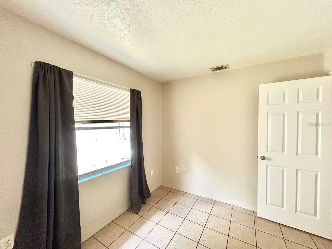 5800 MONTANA AVE, NEW PORT RICHEY, FL, 34652