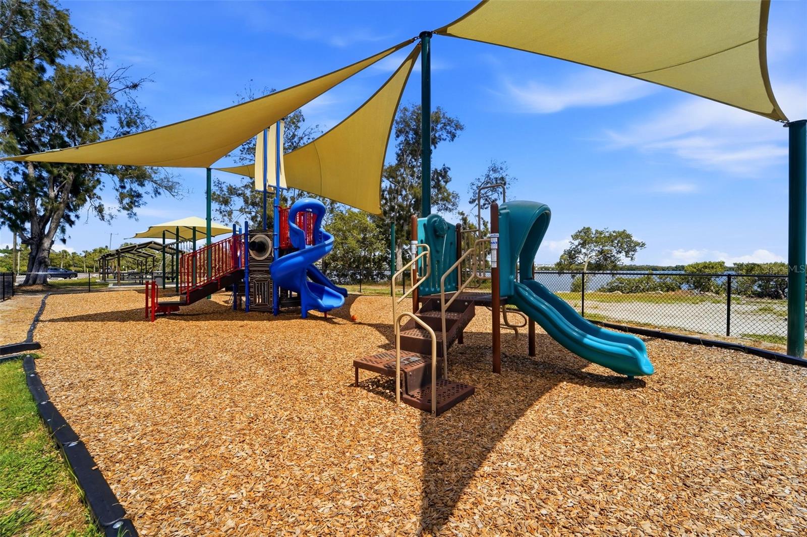 1709 GULF RD, TARPON SPRINGS, FL, 34689