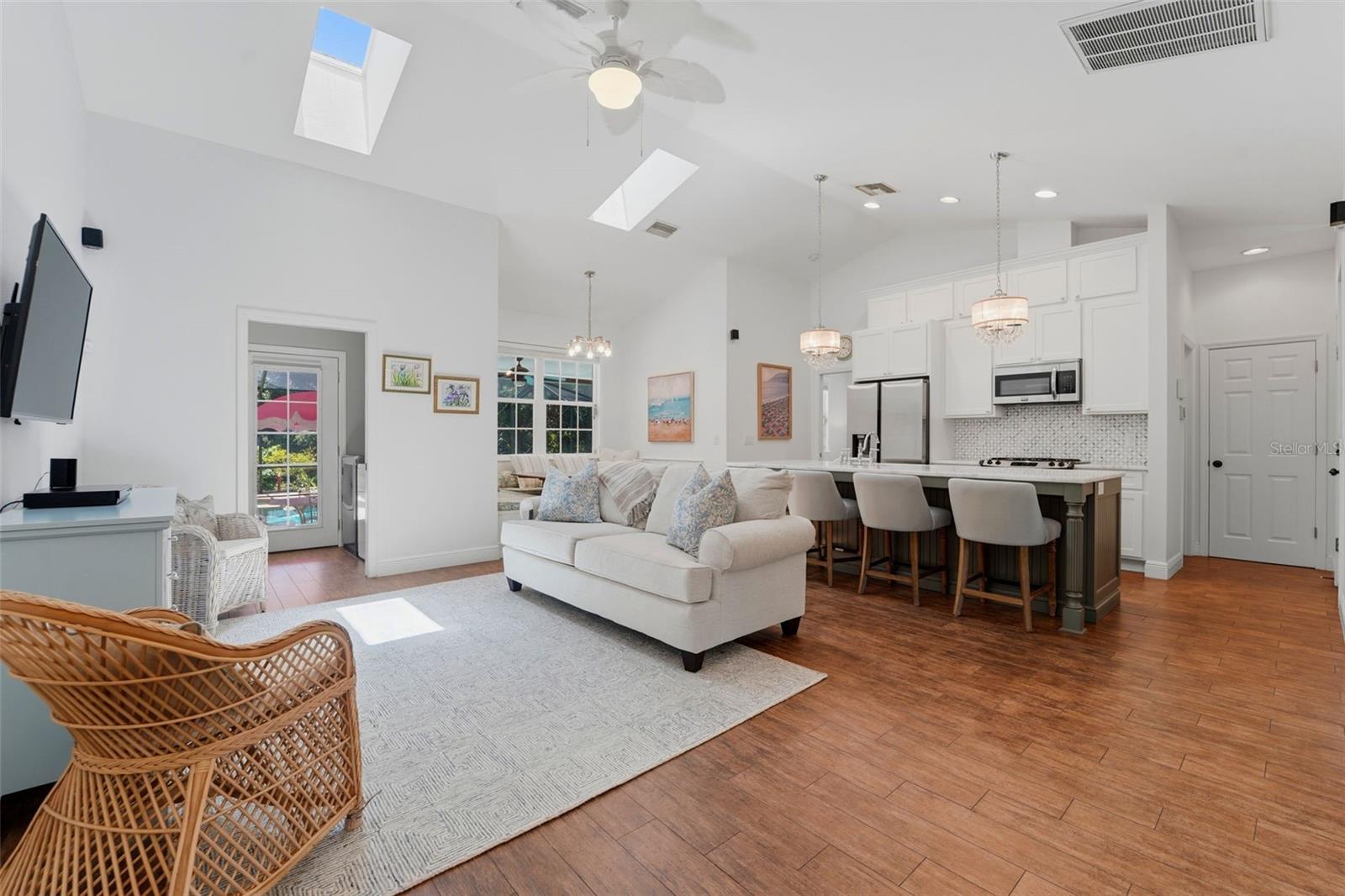 1709 GULF RD, TARPON SPRINGS, FL, 34689