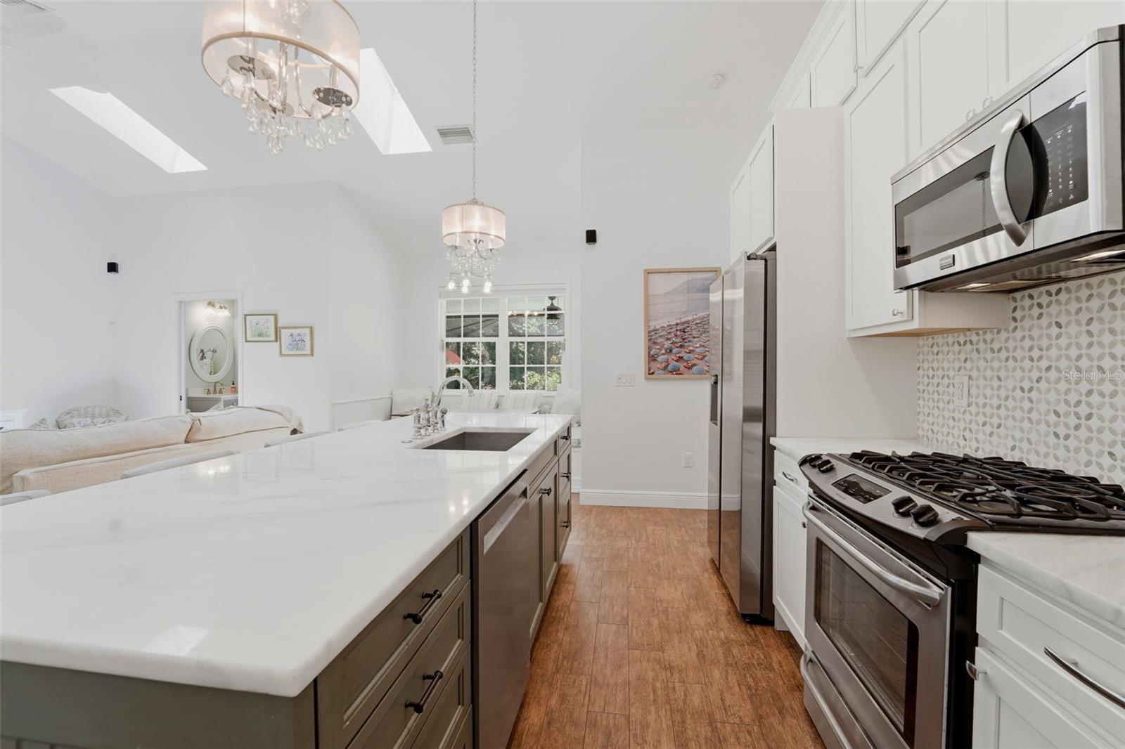 1709 GULF RD, TARPON SPRINGS, FL, 34689