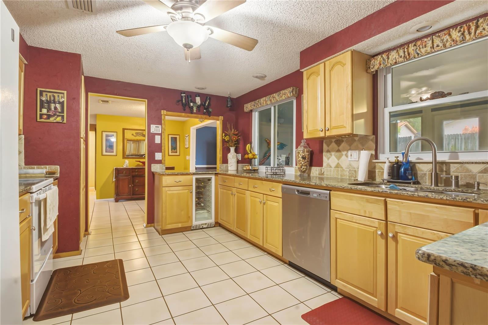 391 WALNUT CT, PALM HARBOR, FL, 34683
