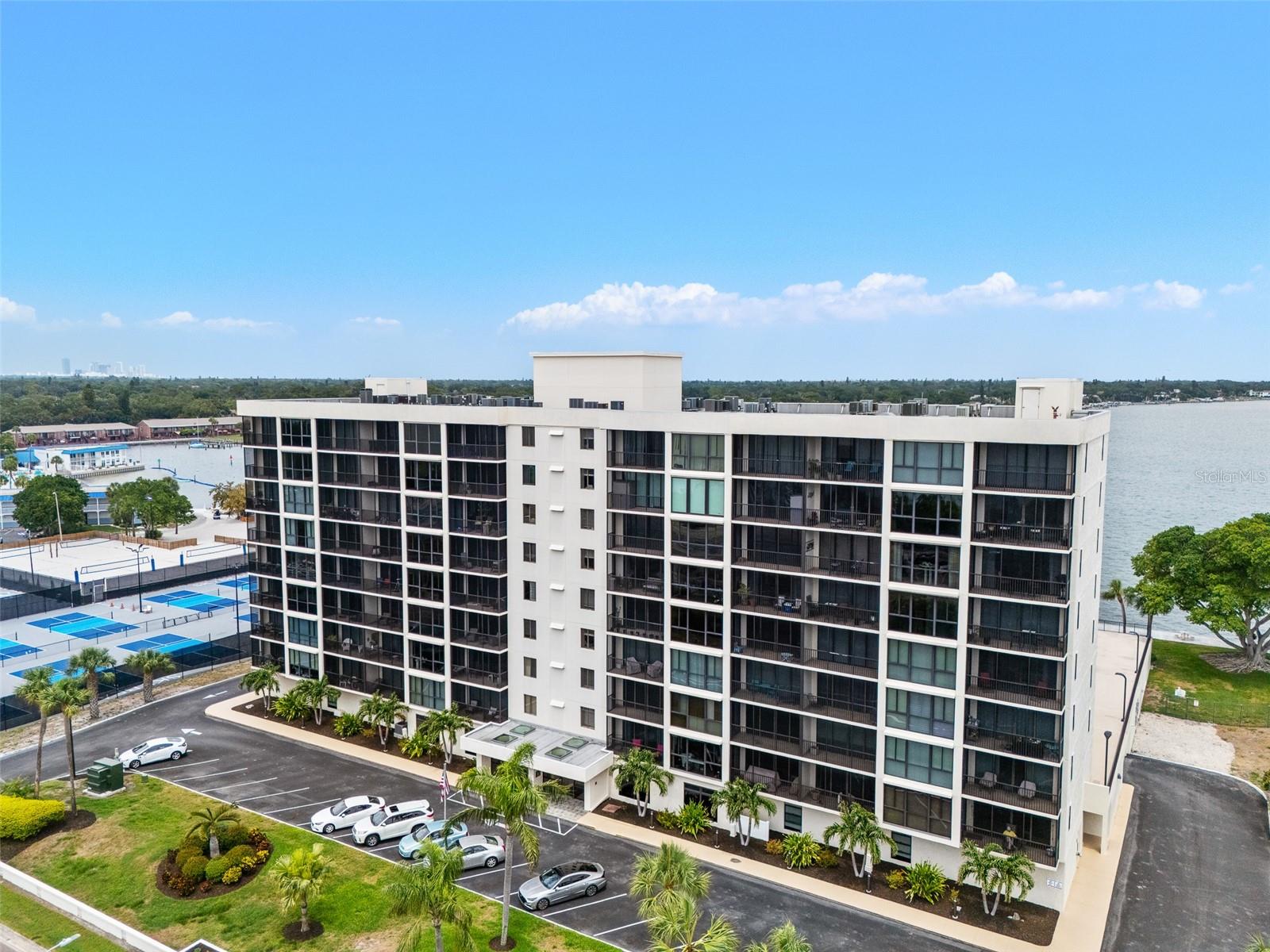 7100 SUNSHINE SKYWAY LN S #701, ST PETERSBURG, FL, 33711