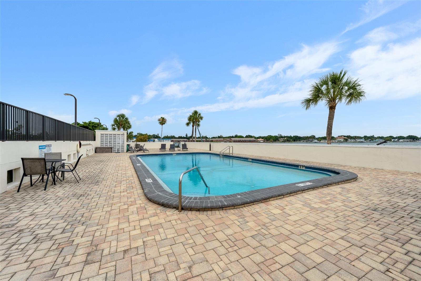 7100 SUNSHINE SKYWAY LN S #701, ST PETERSBURG, FL, 33711