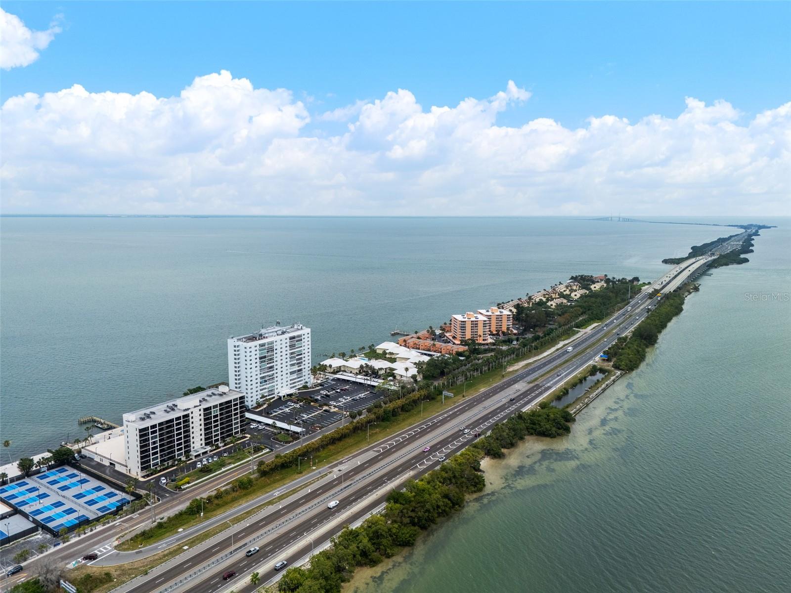 7100 SUNSHINE SKYWAY LN S #701, ST PETERSBURG, FL, 33711