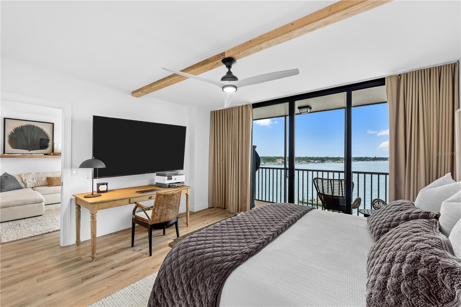 7100 SUNSHINE SKYWAY LN S #701, ST PETERSBURG, FL, 33711