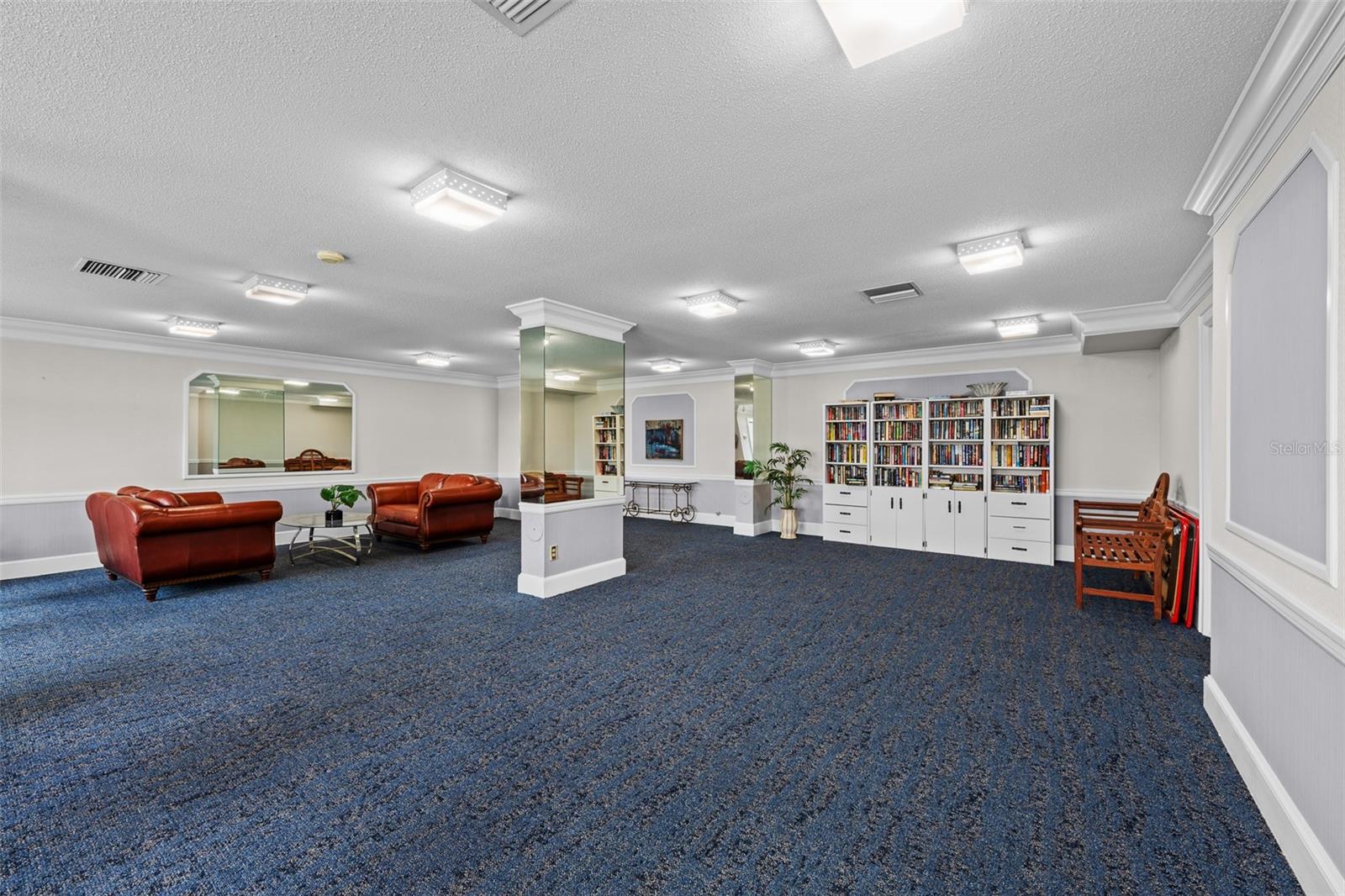 7100 SUNSHINE SKYWAY LN S #701, ST PETERSBURG, FL, 33711