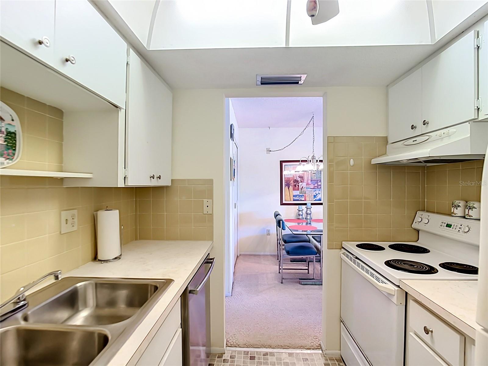 5 QUAILS RUN BLVD #9, ENGLEWOOD, FL, 34223