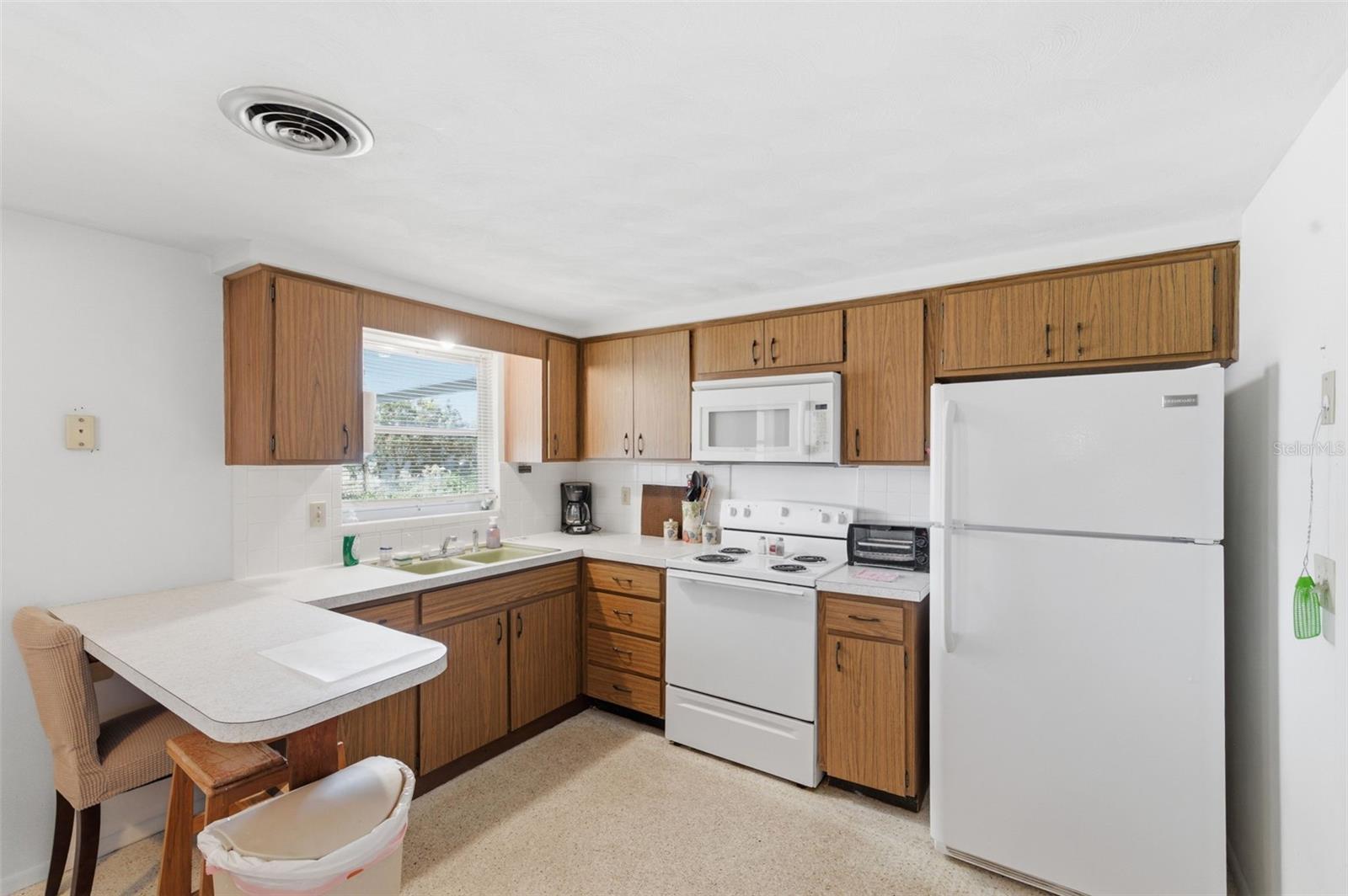 3904 REDWOOD DR, HOLIDAY, FL, 34691