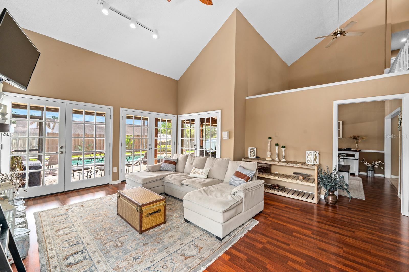 1307 LENNA AVE, SEFFNER, FL, 33584