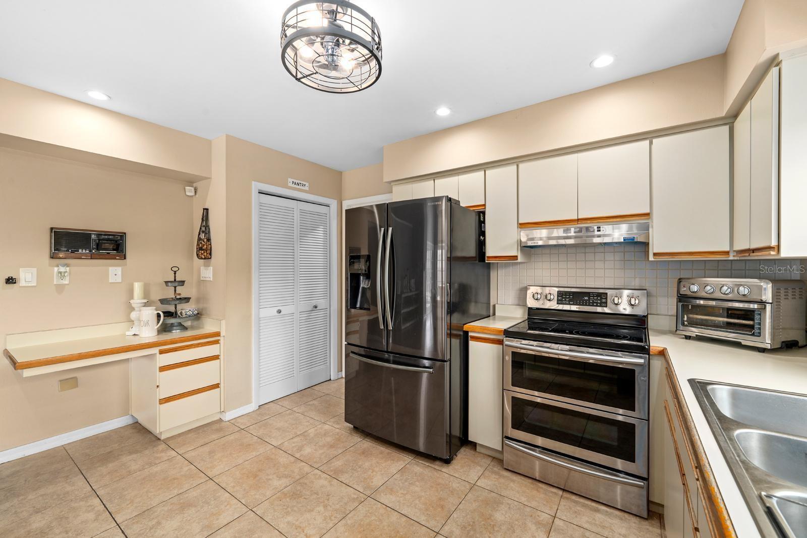 1307 LENNA AVE, SEFFNER, FL, 33584