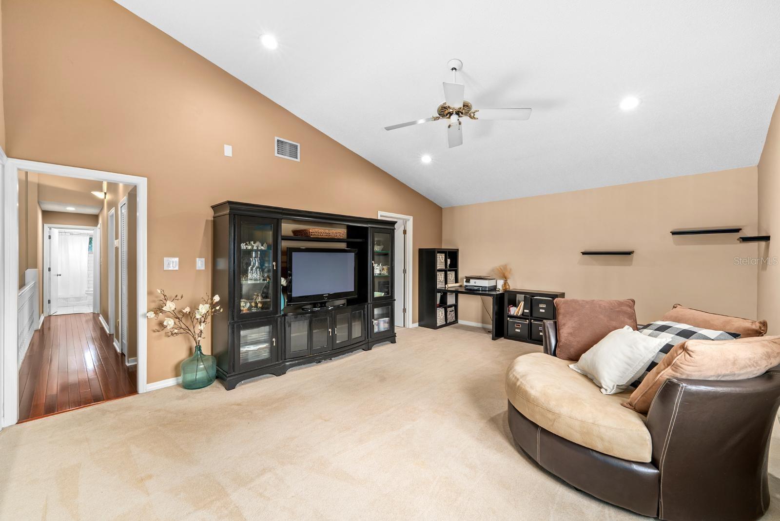 1307 LENNA AVE, SEFFNER, FL, 33584