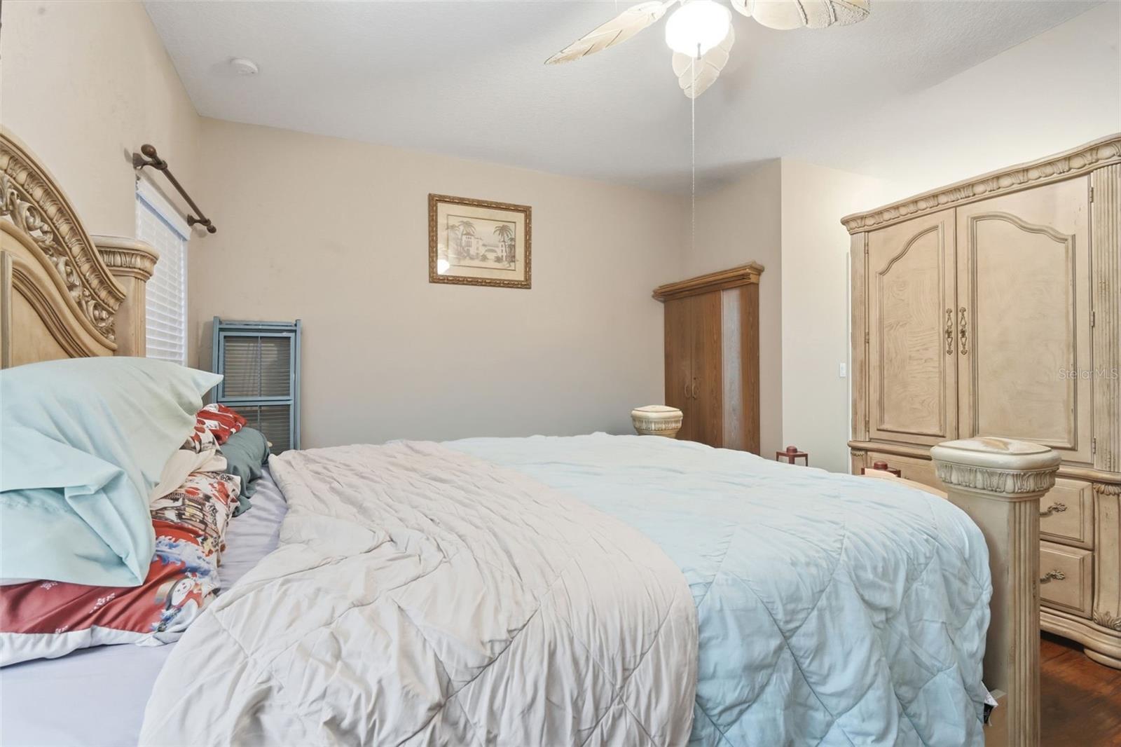 1676 CANOE CREEK FALLS DR, ORLANDO, FL, 32824