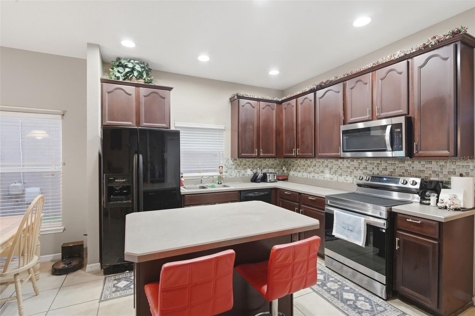 1676 CANOE CREEK FALLS DR, ORLANDO, FL, 32824
