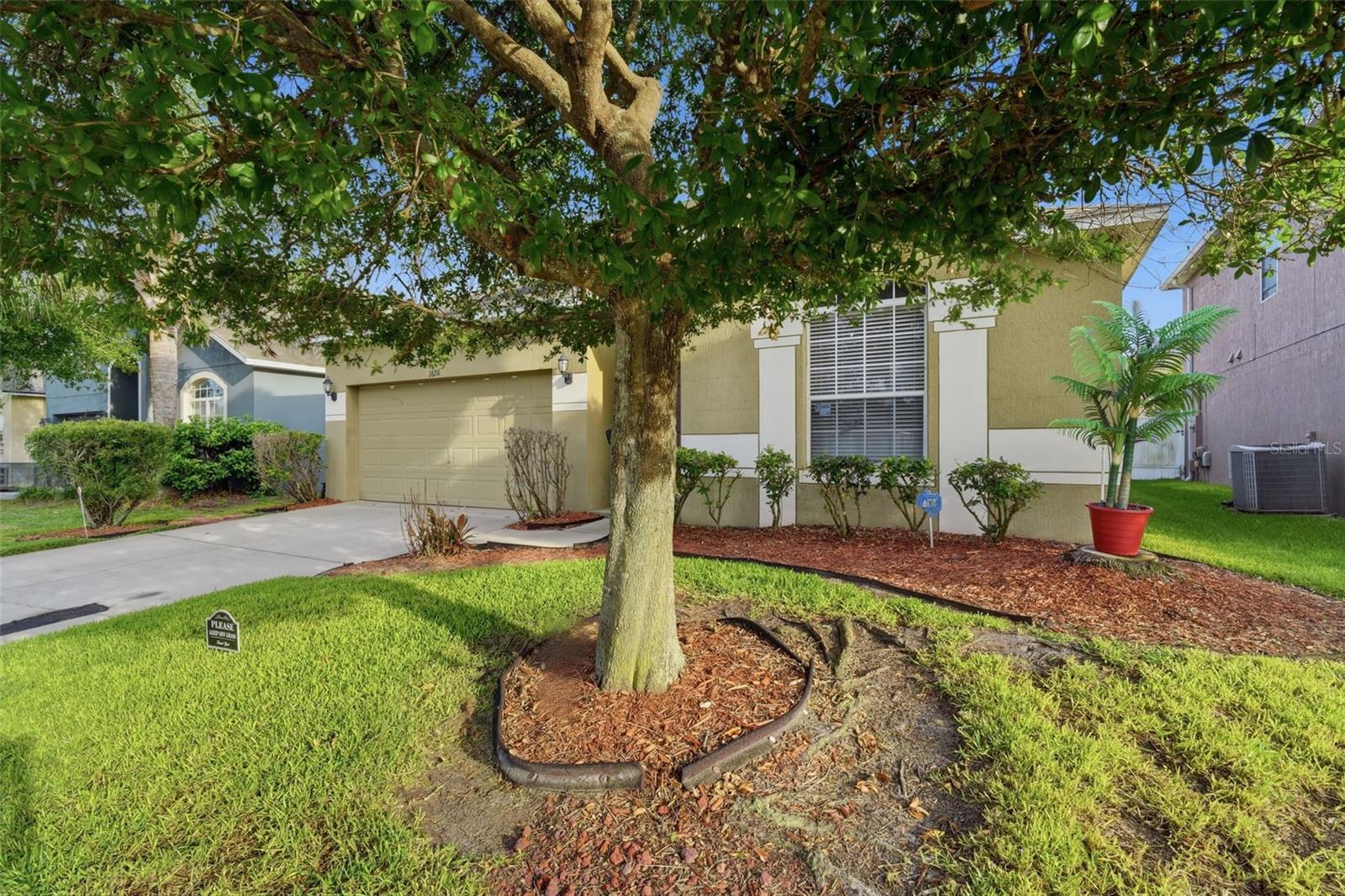 1676 CANOE CREEK FALLS DR, ORLANDO, FL, 32824