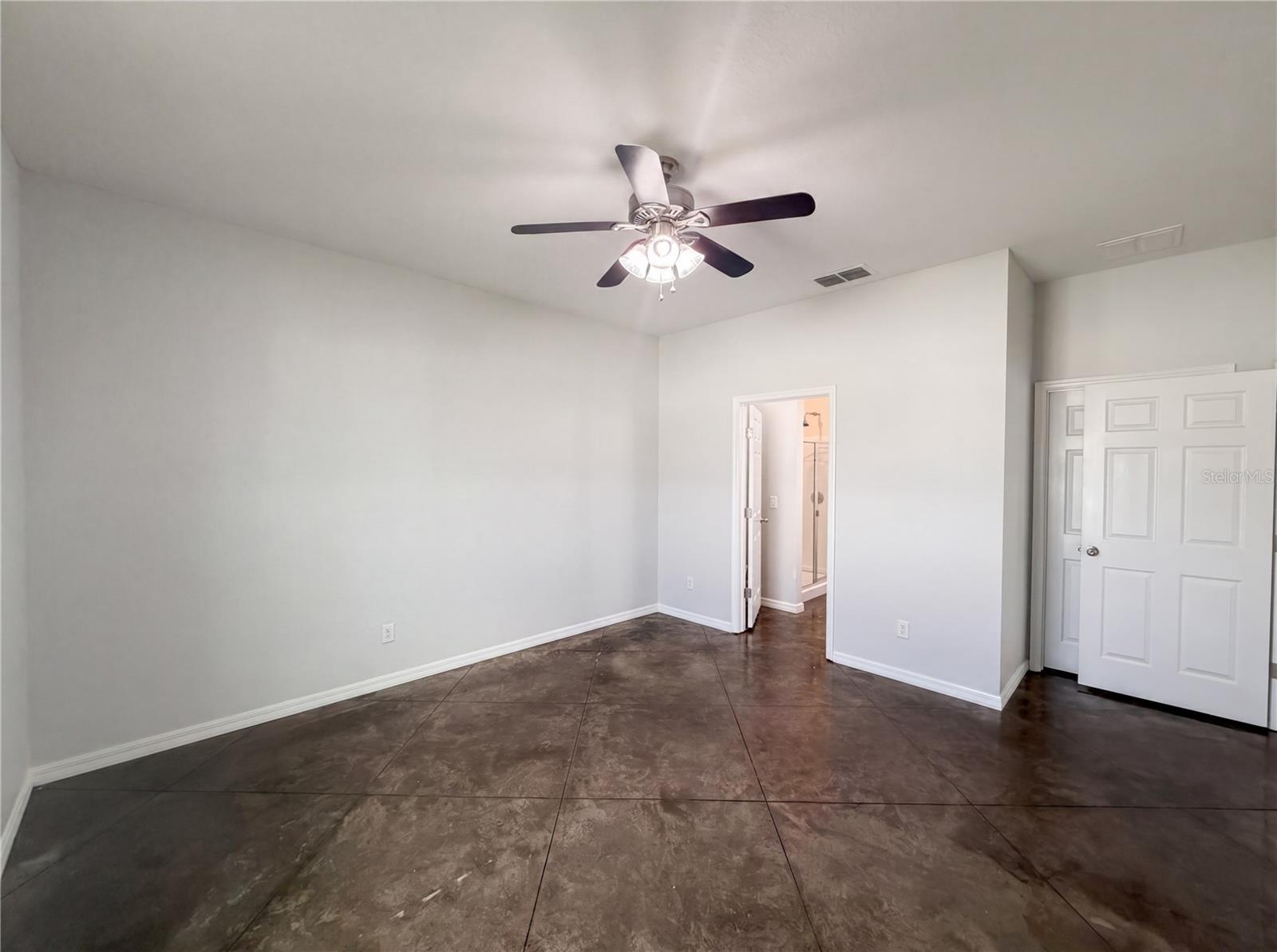 2953 WHISPERING TRAILS DR, WINTER HAVEN, FL, 33884