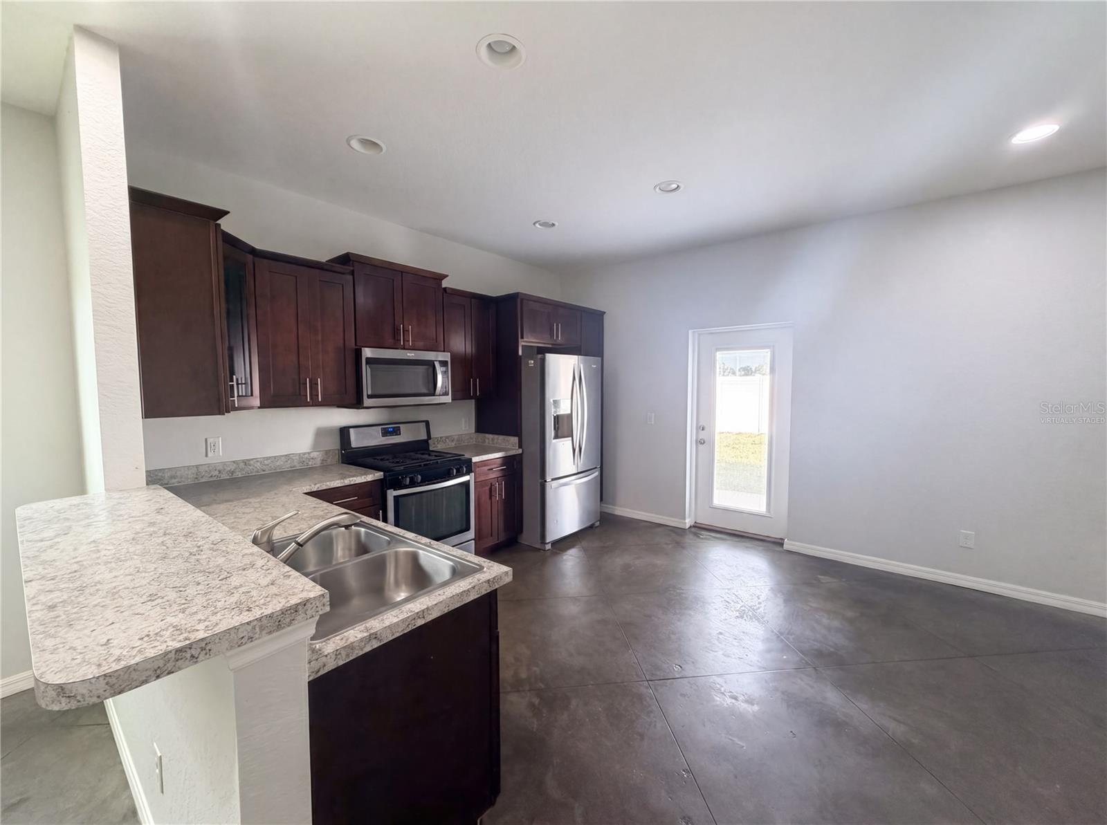 2953 WHISPERING TRAILS DR, WINTER HAVEN, FL, 33884