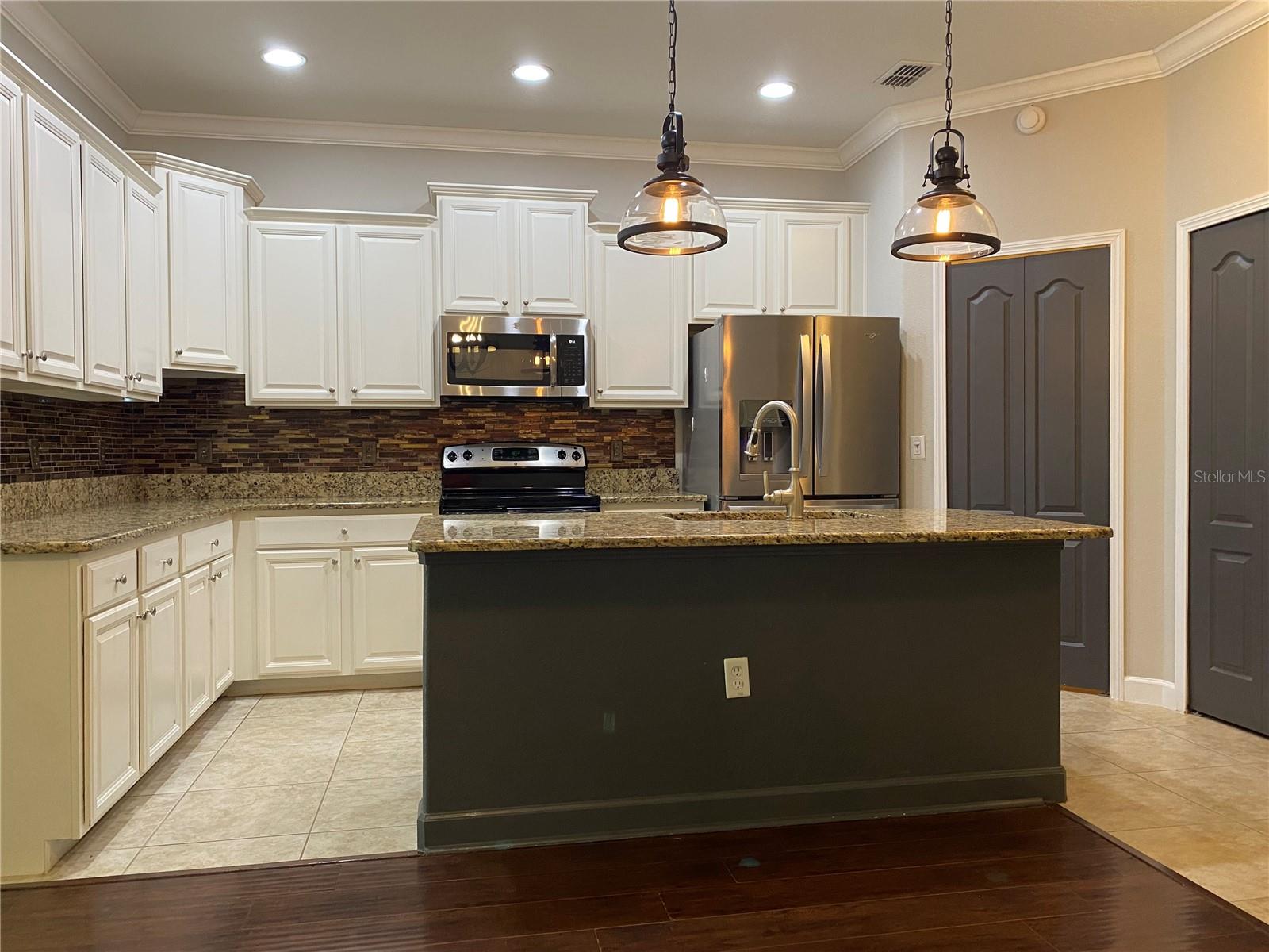 387 EVENING SKY DR, OVIEDO, FL, 32765
