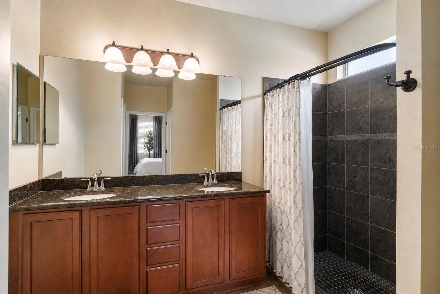 729 MEADOW GLADE DR, WINTER GARDEN, FL, 34787