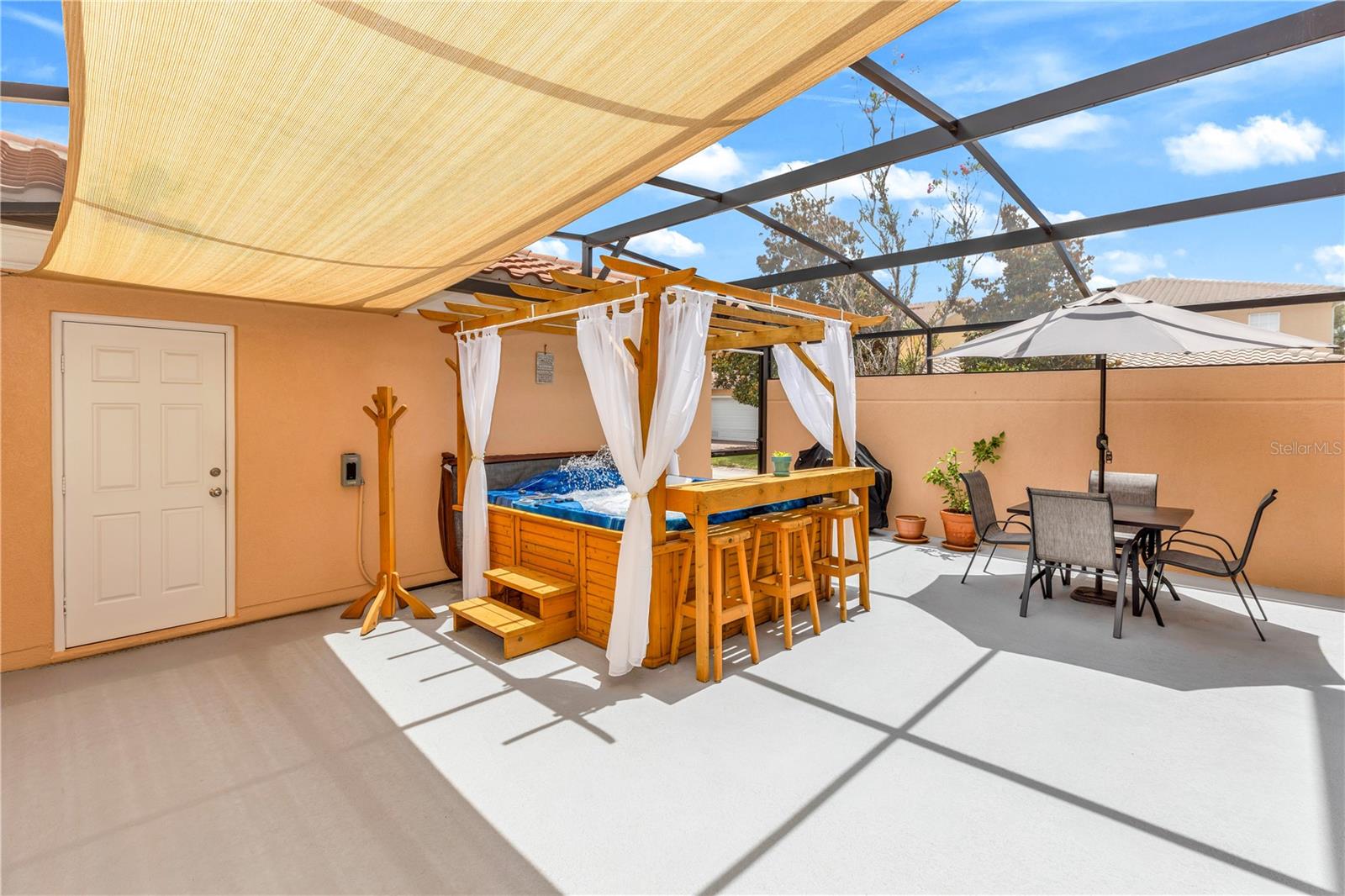 8418 LEATHERLEAF LN, ORLANDO, FL, 32827