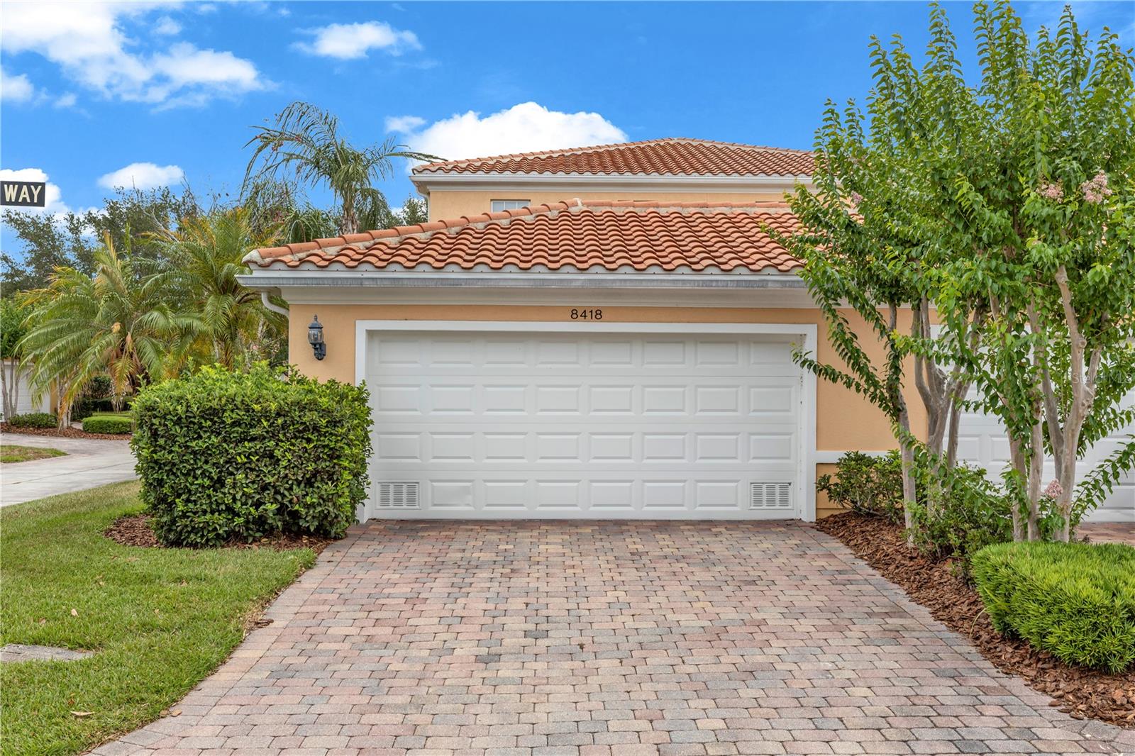 8418 LEATHERLEAF LN, ORLANDO, FL, 32827
