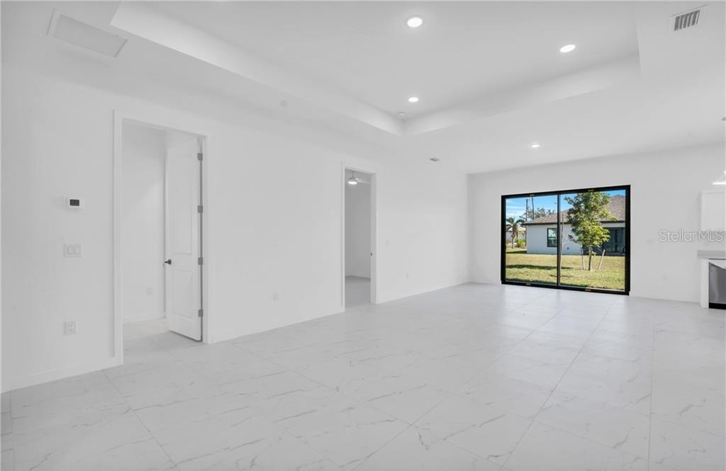 3924 NW 38TH ST, CAPE CORAL, FL, 33993