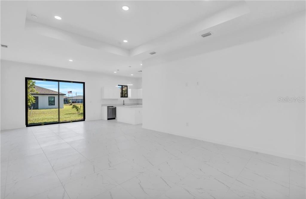 3924 NW 38TH ST, CAPE CORAL, FL, 33993