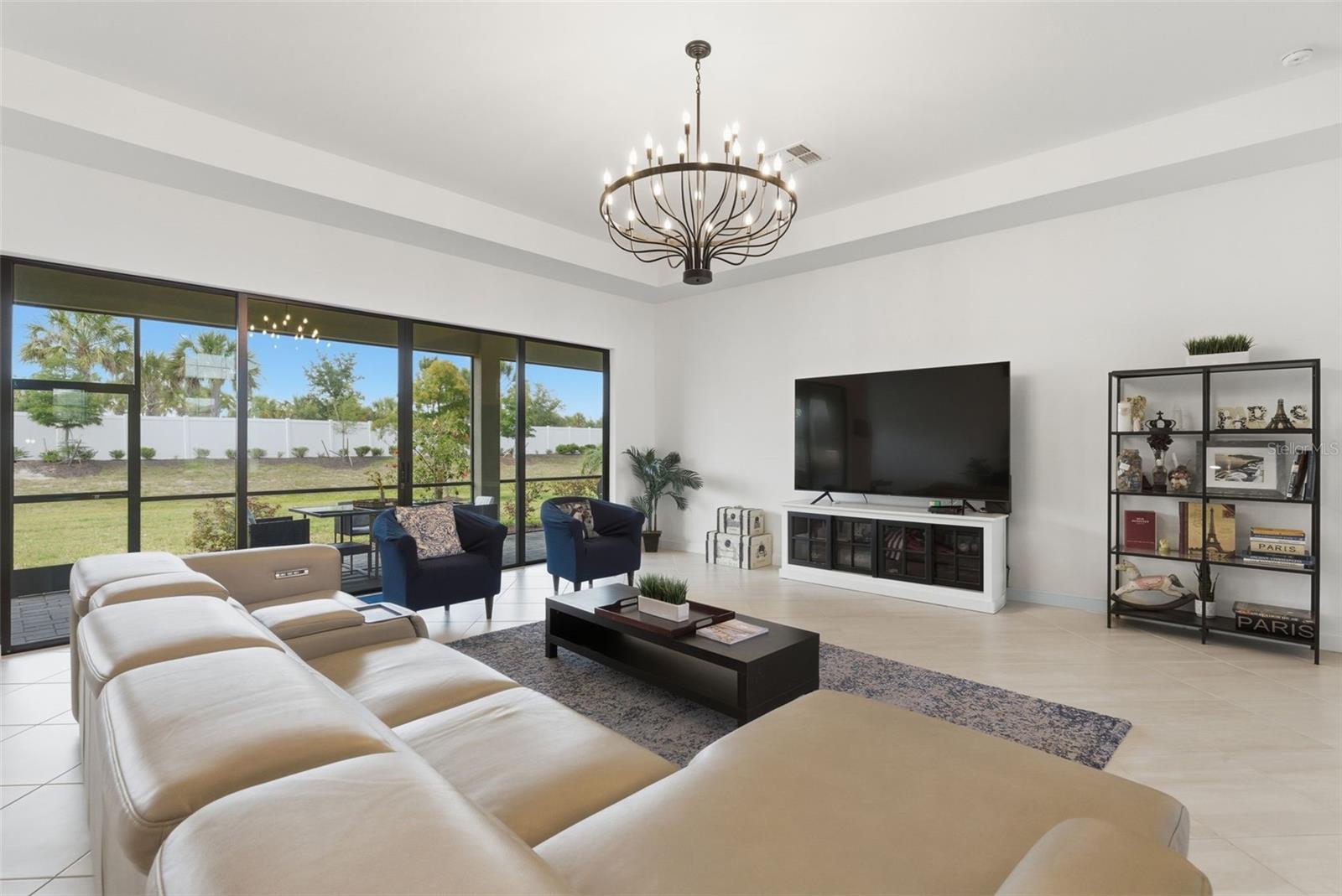 15909 TRADEWIND TER, LAKEWOOD RANCH, FL, 34211