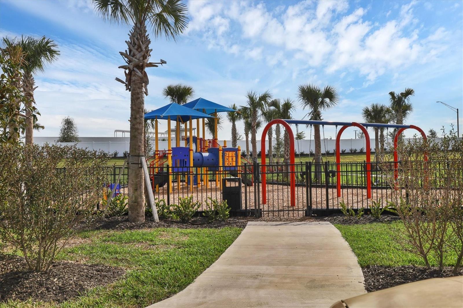 15909 TRADEWIND TER, LAKEWOOD RANCH, FL, 34211