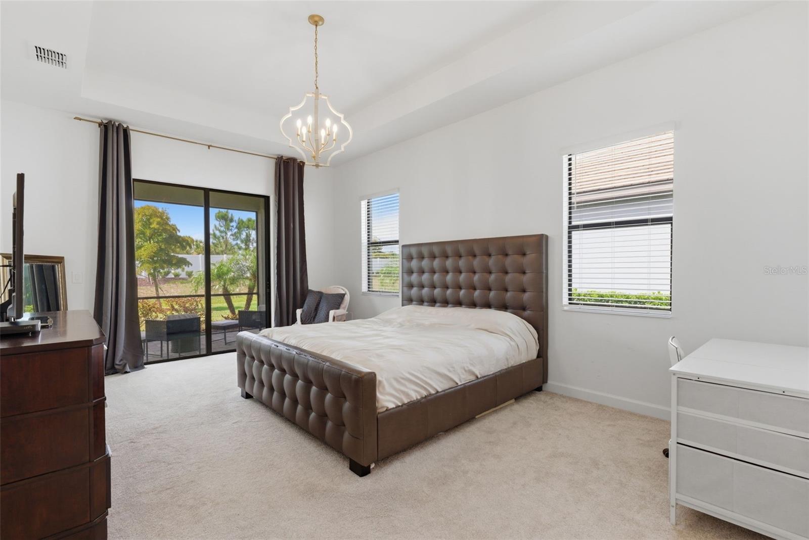 15909 TRADEWIND TER, LAKEWOOD RANCH, FL, 34211