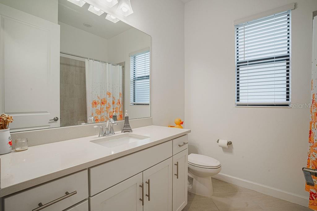 15909 TRADEWIND TER, LAKEWOOD RANCH, FL, 34211