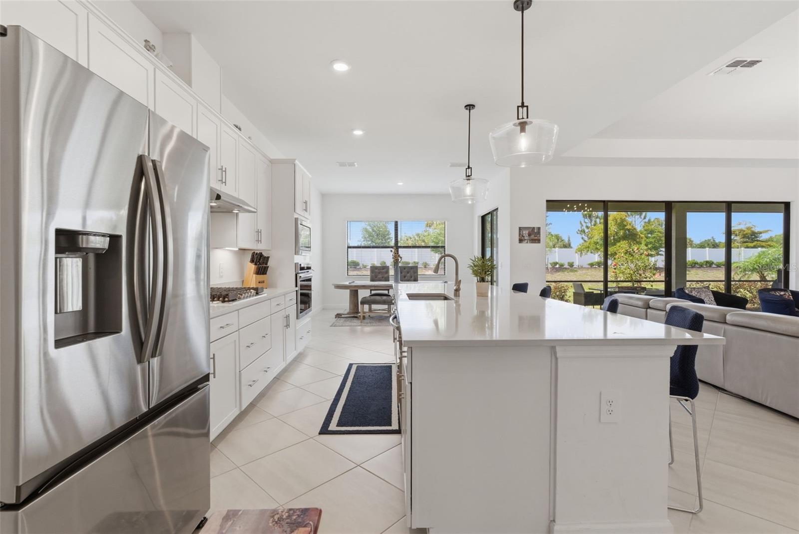 15909 TRADEWIND TER, LAKEWOOD RANCH, FL, 34211