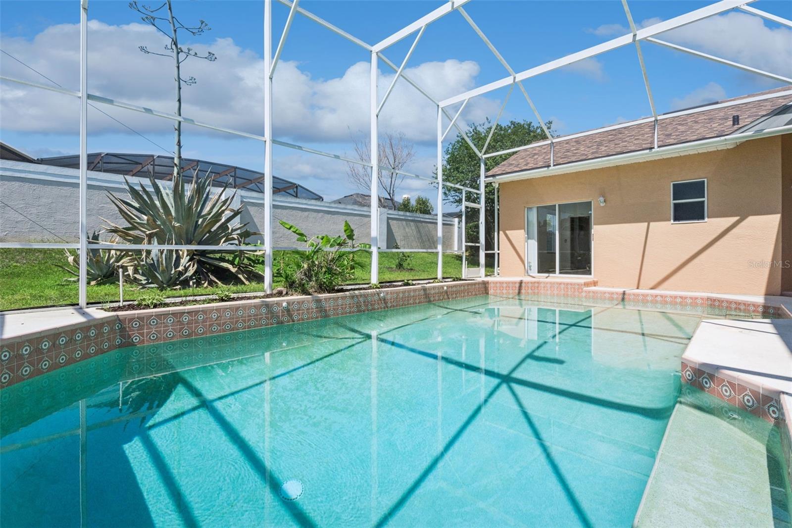 8146 CANYON LAKE CIR, ORLANDO, FL, 32835