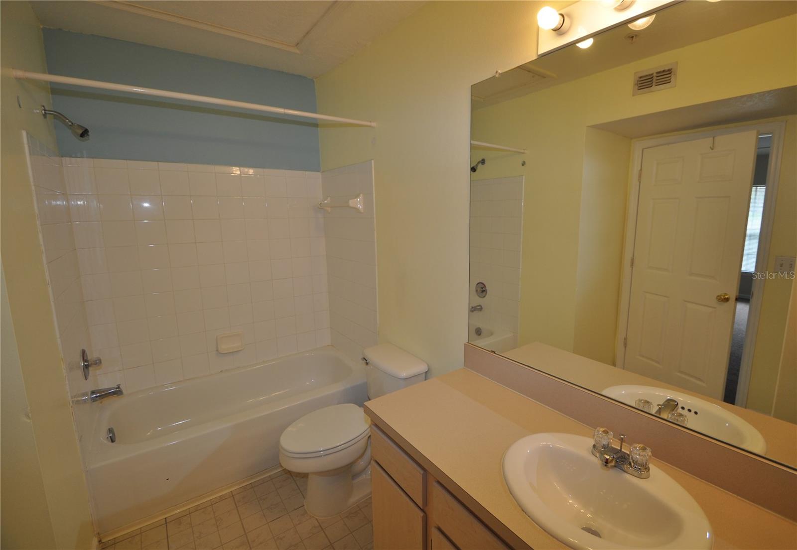 738 CREST PINES DR #734, ORLANDO, FL, 32828
