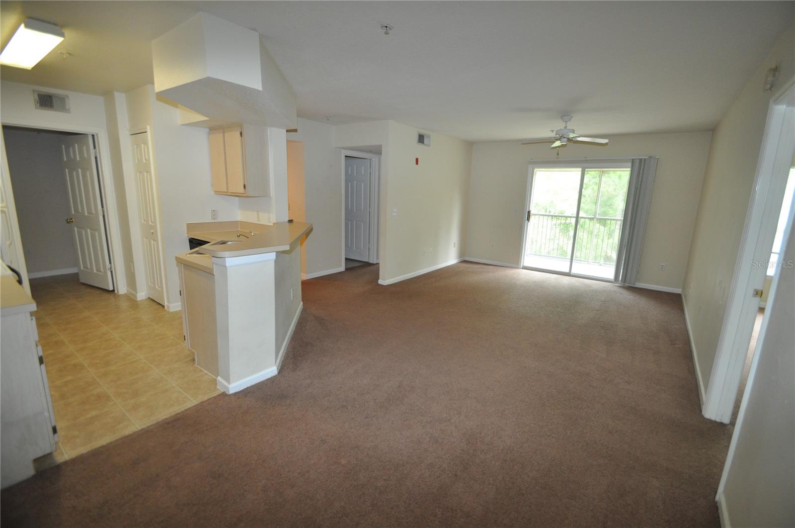 738 CREST PINES DR #734, ORLANDO, FL, 32828