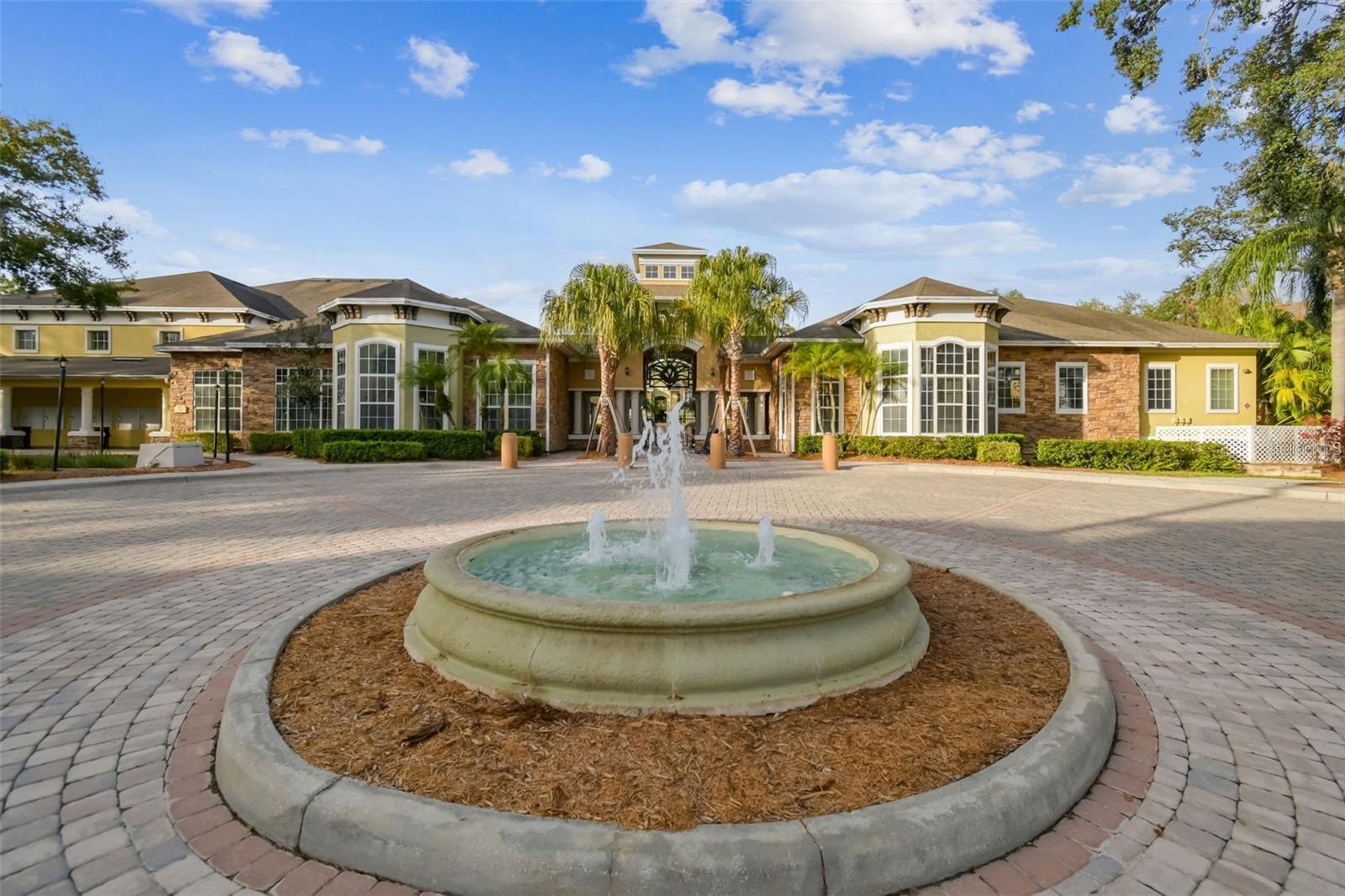 10201 COURTNEY PALMS BLVD #204, TAMPA, FL, 33619