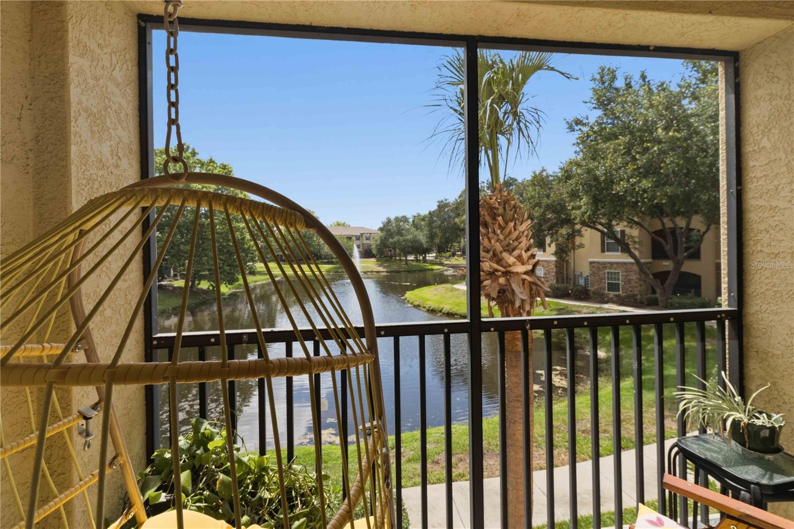 10201 COURTNEY PALMS BLVD #204, TAMPA, FL, 33619
