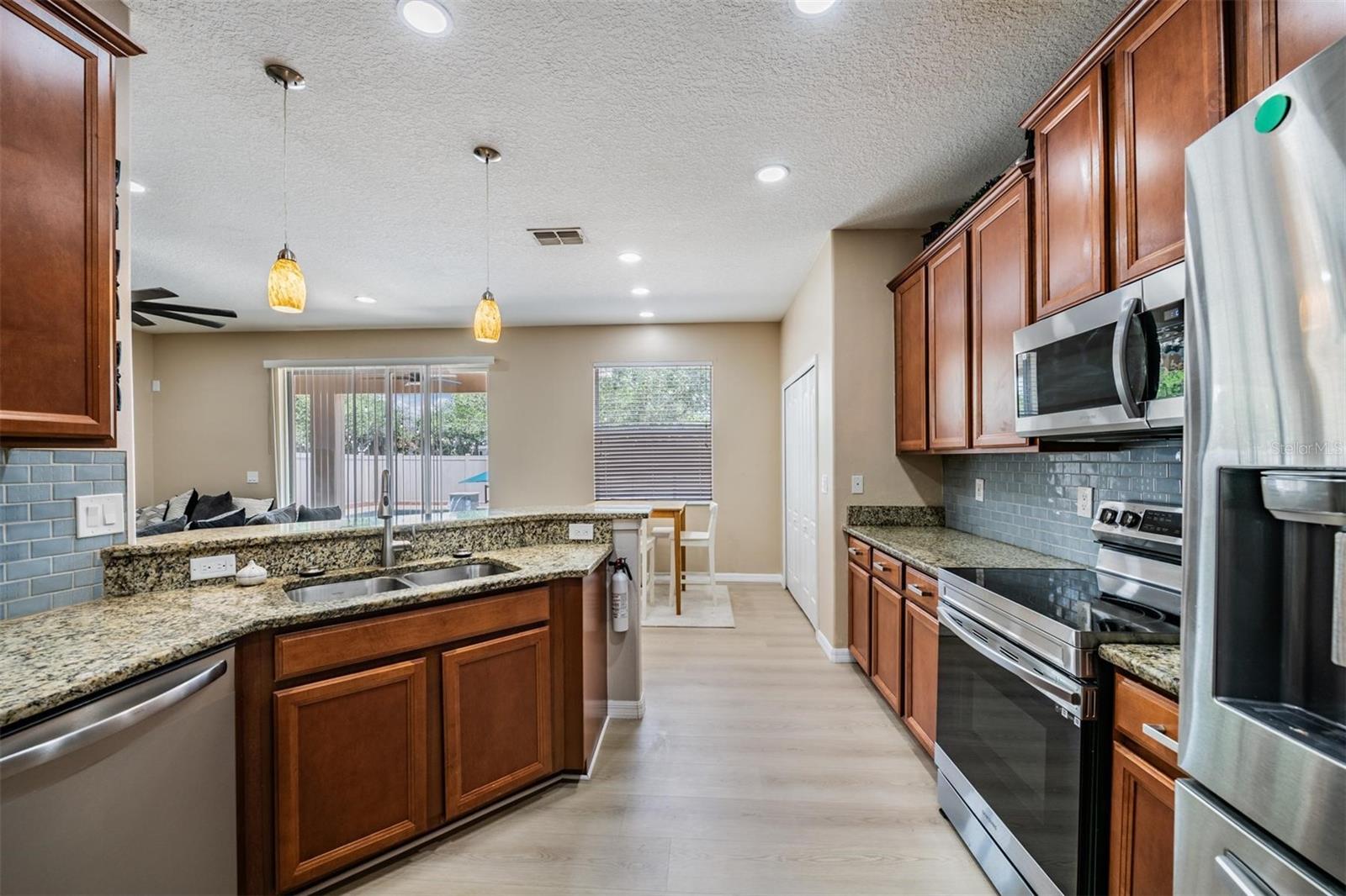 15415 LONG CYPRESS DR, RUSKIN, FL, 33573