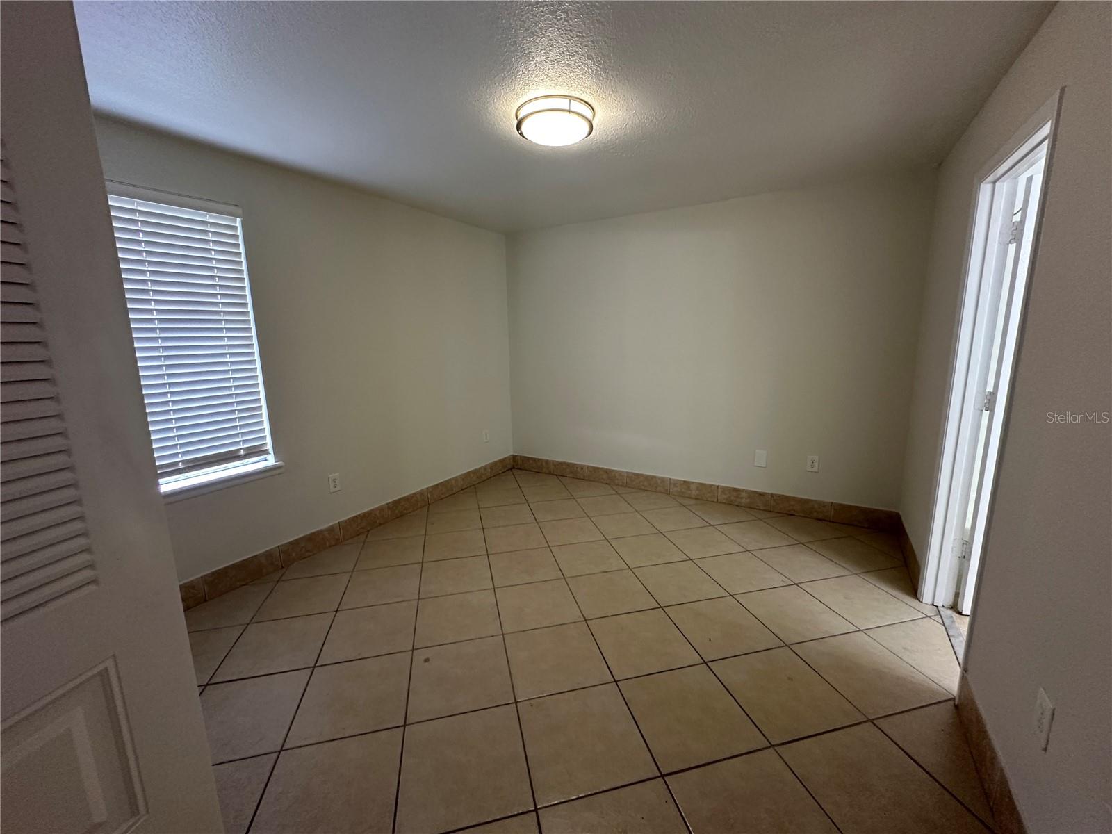 1000 DOLPHIN DR, WINTER GARDEN, FL, 34787