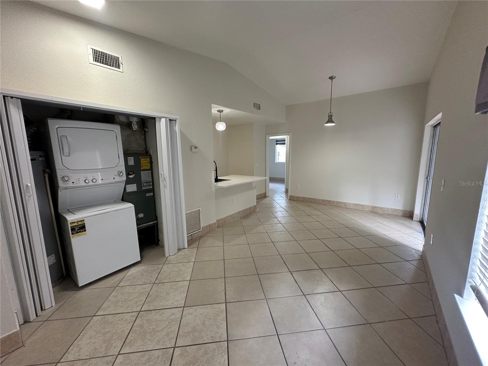 1000 DOLPHIN DR, WINTER GARDEN, FL, 34787