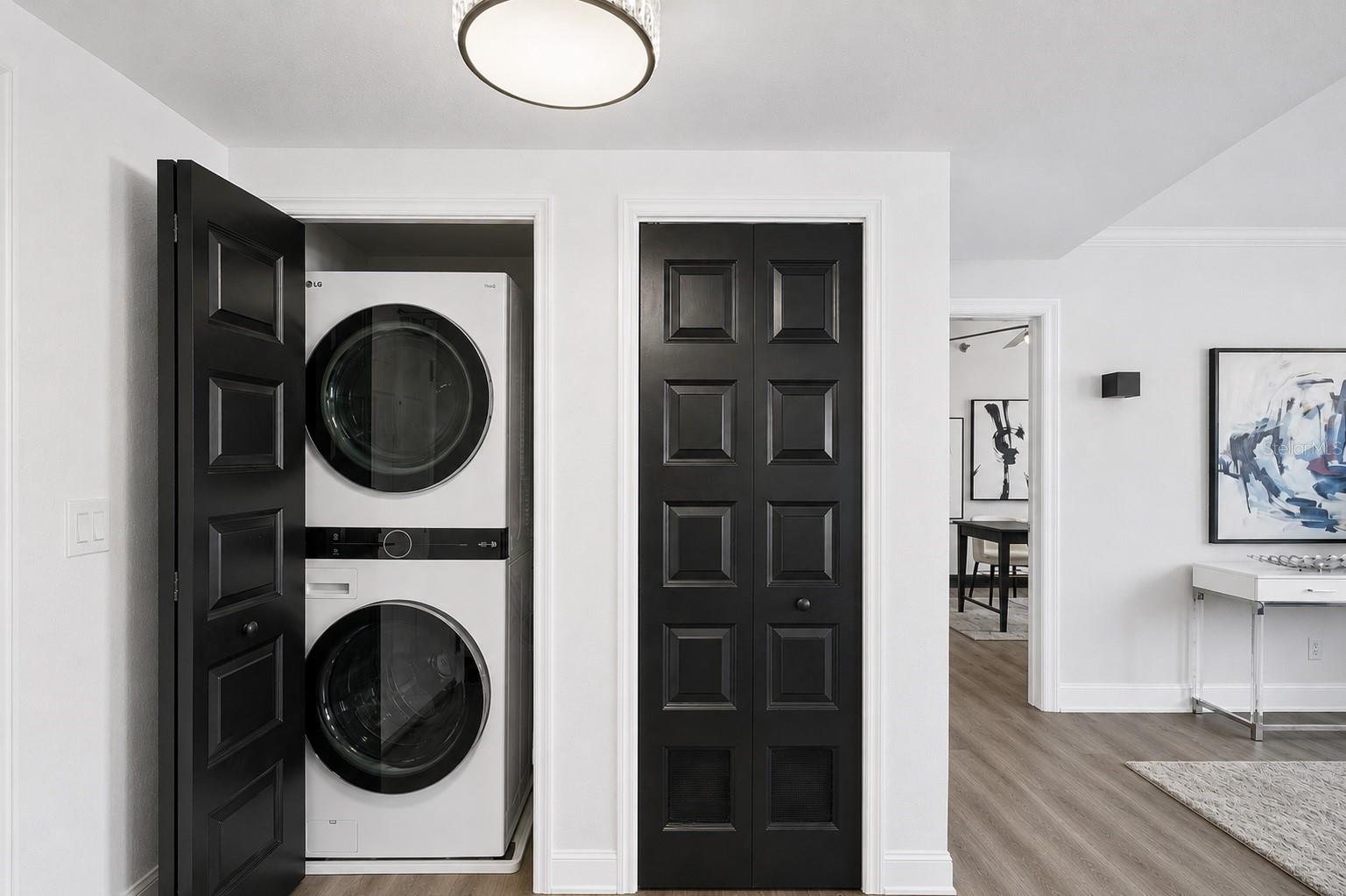 219 4TH AVE N #201, ST PETERSBURG, FL, 33701