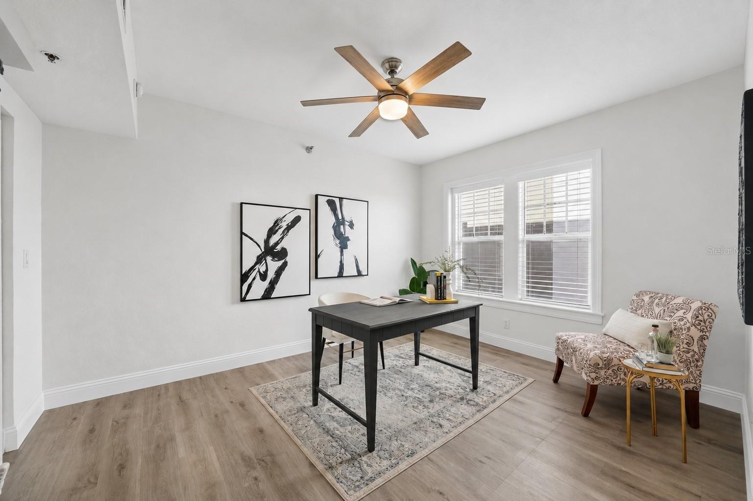 219 4TH AVE N #201, ST PETERSBURG, FL, 33701